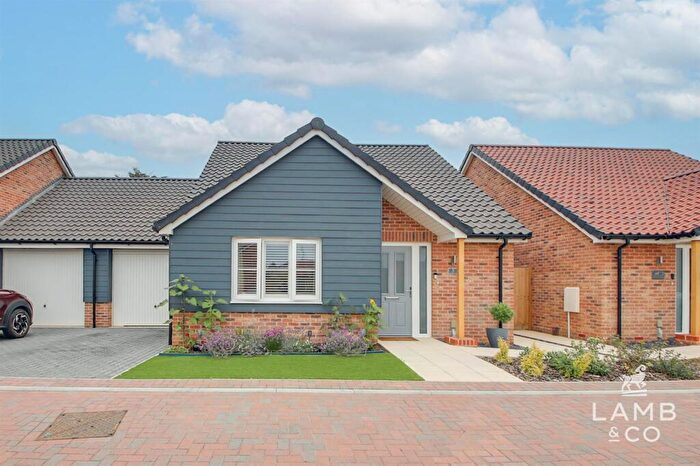 2 Bedroom Detached Bungalow For Sale In Parkgate Corner, Little Clacton, CO16