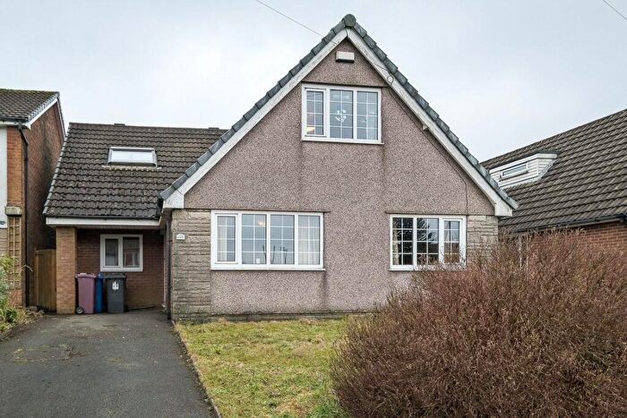 5 Bedroom Detached House For Sale In Glenshiels Avenue, Hoddlesden, Darwen, Lancashire, BB3