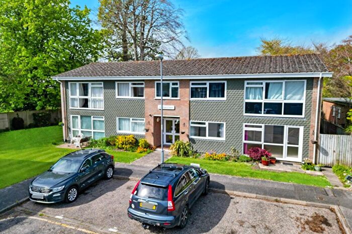 2 Bedroom Flat For Sale In Denham Court, Oakleigh Way, Highcliffe, Dorset., BH23