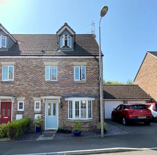Houses for sale & to rent in CF44 9TF, Station Road, Hirwaun Aberdare