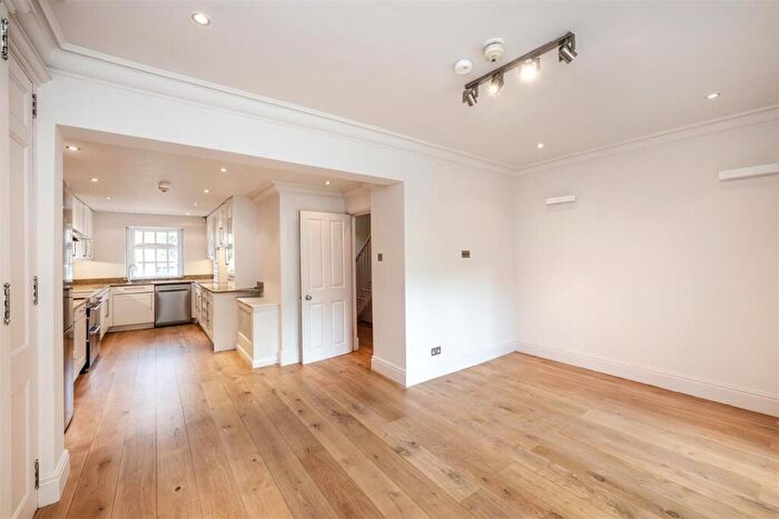 4 Bedroom House To Rent In Marlborough Place, St John's Wood, NW8