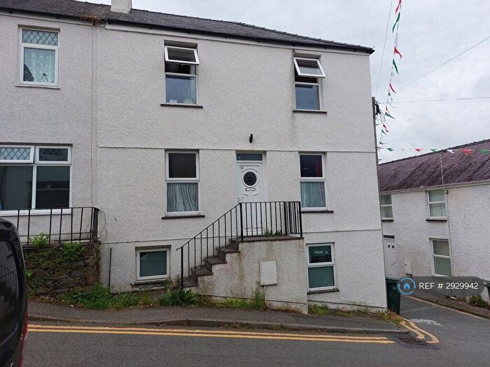 3 Bedroom Terraced House To Rent In Snowdon St, Y Felinheli, LL56