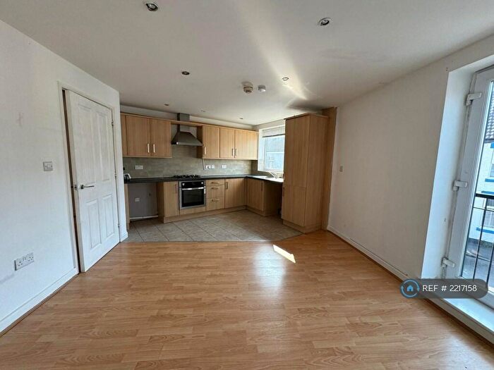 2 Bedroom Flat To Rent In Edward Street, Burton On Trent, DE14