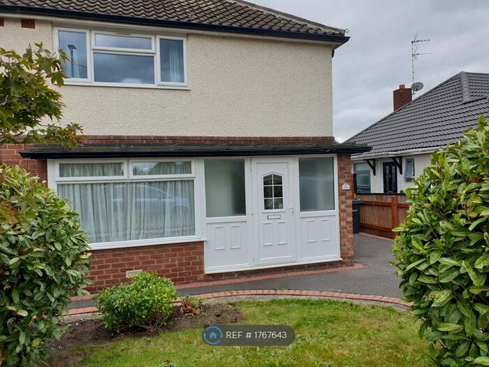 3 Bedroom Semi-Detached House To Rent In Thornton Drive, Chester, CH2