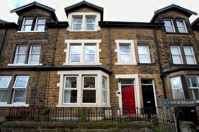 1 Bedroom Flat To Rent In Dragon Road, Harrogate, HG1