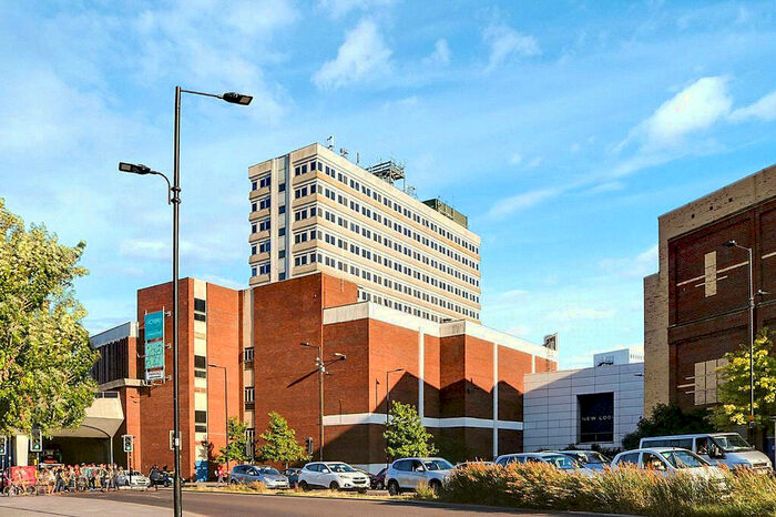 2 Bedroom Apartment To Rent In Chartwell Plaza, Southend Town Centre, SS1