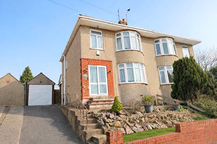 3 Bedroom Semi Detached House For Sale In Kelston Grove, Hanham, Bristol, BS15