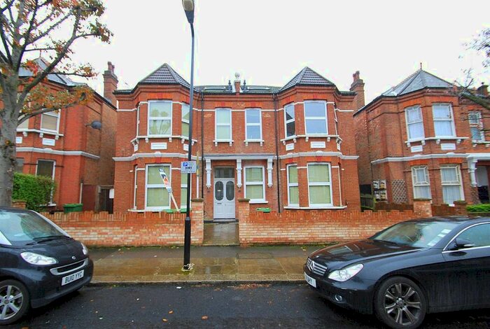 1 Bedroom Flat To Rent In Skardu Road, London, NW2