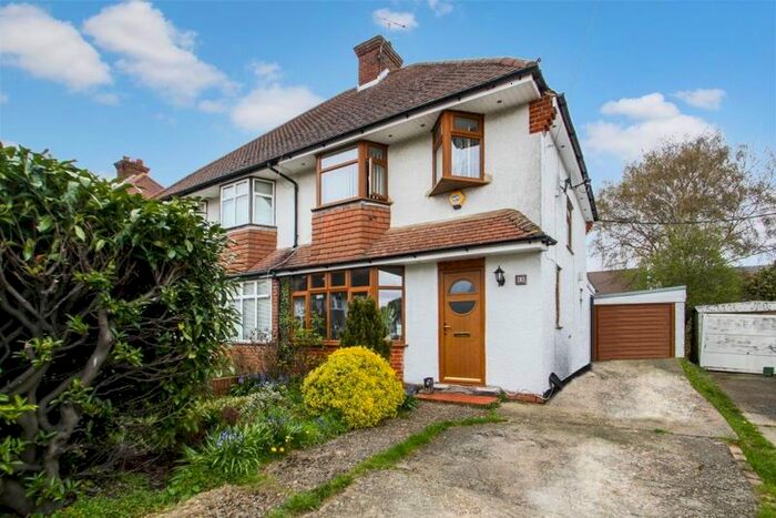 3 Bedroom Semi-Detached House To Rent In Geralds Road, High Wycombe HP13