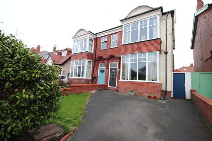 5 Bedroom Semi-Detached House For Sale In Cartmell Road, Lytham St. Annes, FY8