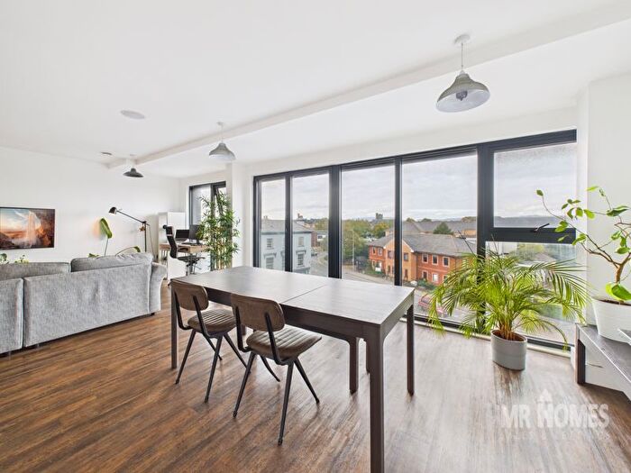 2 Bedroom Flat For Sale In Wellington House, Lewis Street, Canton Cardiff, CF11