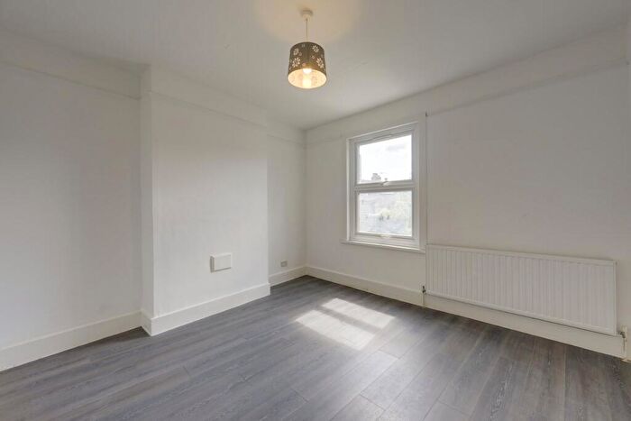 4 Bedroom Terraced House To Rent In Hawstead Road, Catford, London, SE6