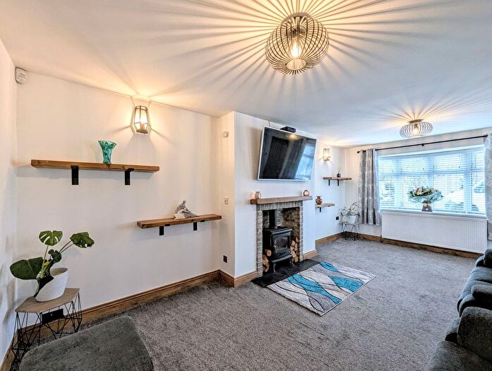 3 Bedroom Bungalow For Sale In Redwell Court, South Shields, NE34