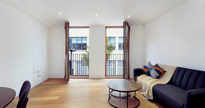 2 Bedroom Flat To Rent In King's Mews, London, WC1N
