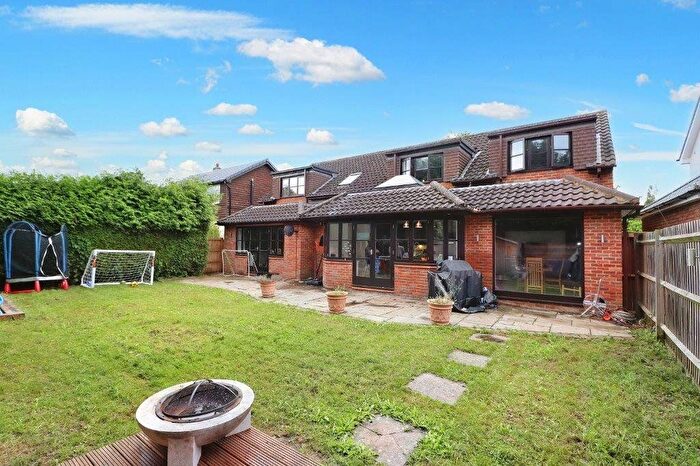 5 Bedroom Detached House To Rent In Alexandra Road, Chipperfield, Kings Langley, Hertfordshire, WD4