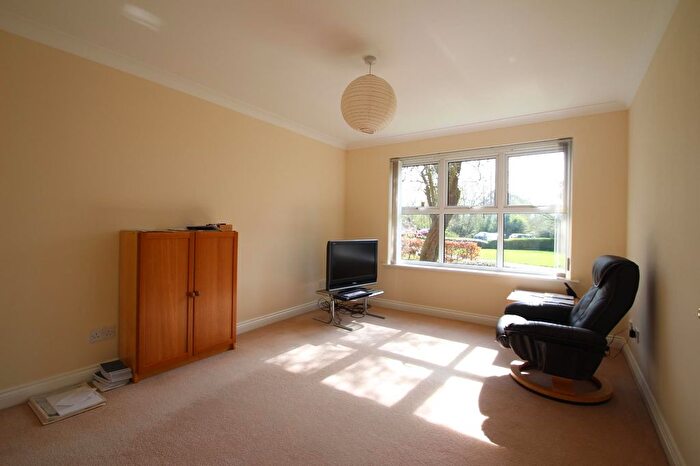 2 Bedroom Flat To Rent In Chancery Rise, Holgate Road, York, YO24