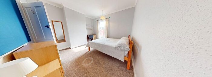 4 Bedroom Semi-detached House To Rent In Whitehall Terrace, Lincoln, LN1