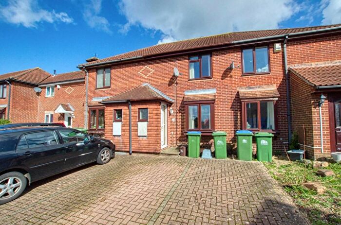 2 Bedroom Terraced House For Sale In Millbridge Gardens, Southampton, SO19