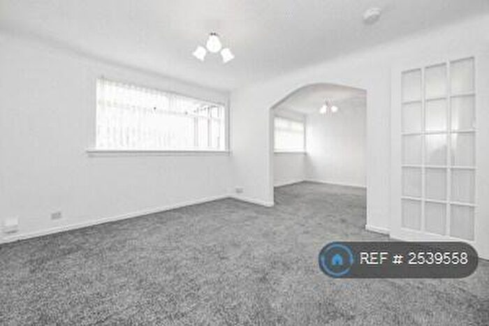 2 Bedroom End Of Terrace House To Rent In Inglewood Street, Livingston, EH54