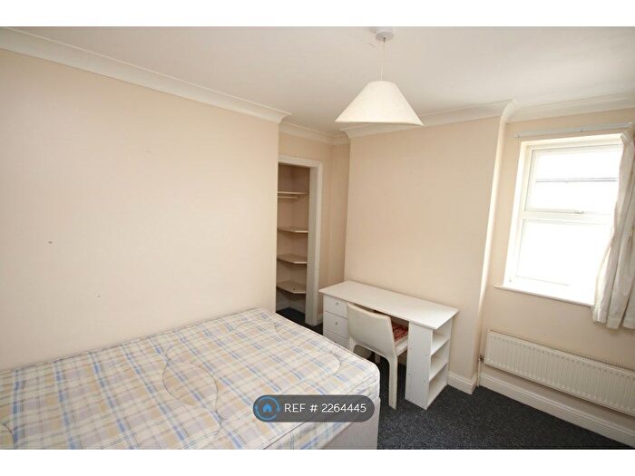 6 Bedroom Semi-Detached House To Rent In Wycliffe Road, Bournemouth, BH9