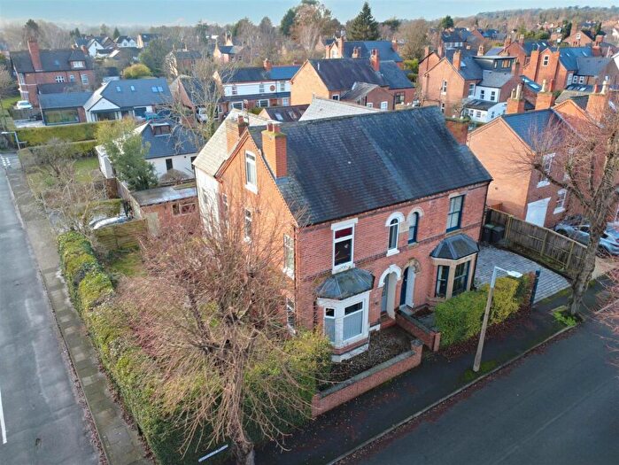 4 Bedroom Semi Detached House For Sale In Imperial Road, Beeston, NG9