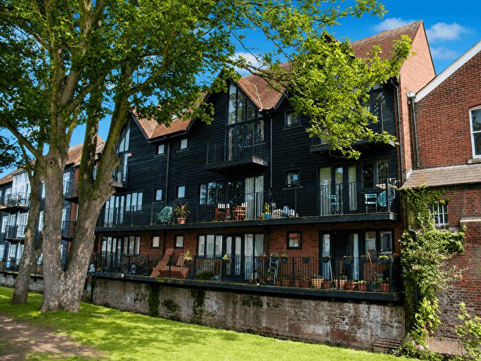 1 Bedroom Flat To Rent In Pound Lane, Canterbury, CT1
