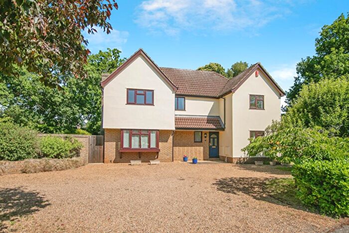 4 Bedroom Detached House For Sale In Fernhill Close, Woodbridge, IP12