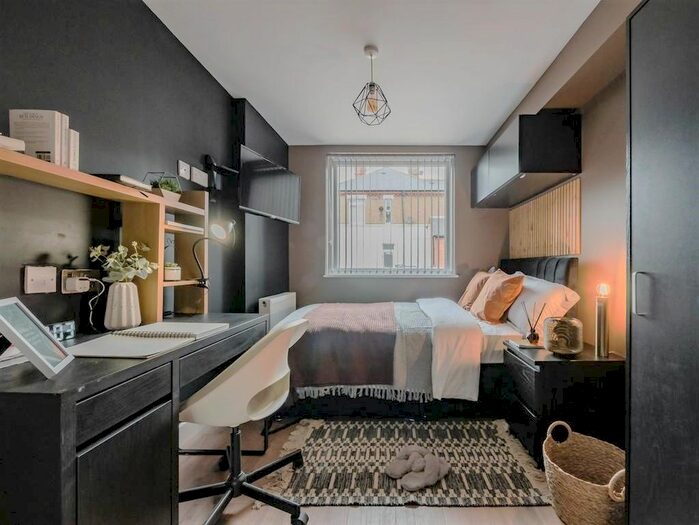 5 Bedroom Terraced House To Rent In Northfield Road, Coventry, CV1