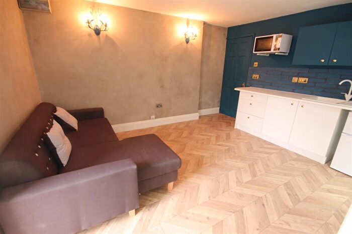 Studio To Rent In Westgate Road, City Centre, NE4