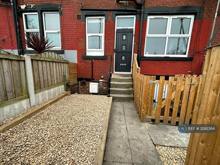 4 Bedroom Terraced House To Rent In Tilbury Road, Leeds, LS11