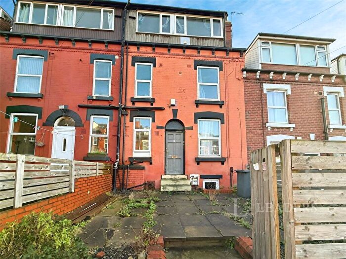 3 Bedroom Terraced House To Rent In Martin Terrace, LS4