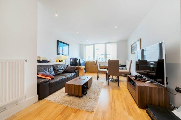 1 Bedroom Flat To Rent In Dundas Court, Dowells Street, Greenwich, London, SE10