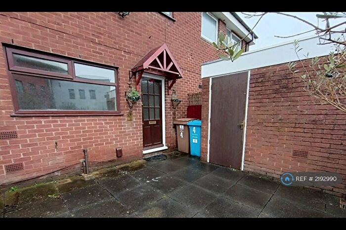 3 Bedroom Terraced House To Rent In London Street, Manchester, M6