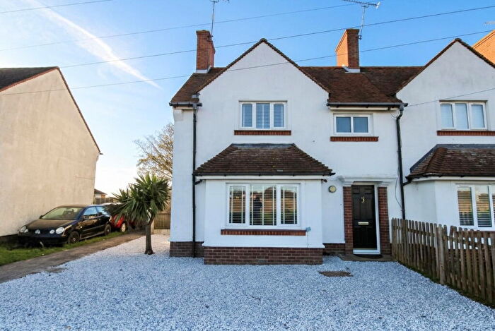 2 Bedroom End Of Terrace House For Sale In Manston Court Road, Manston, Ramsgate, CT12