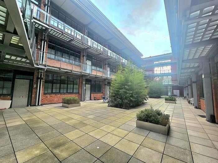 1 Bedroom Apartment To Rent In Abbey Park Road, Leicester, LE4