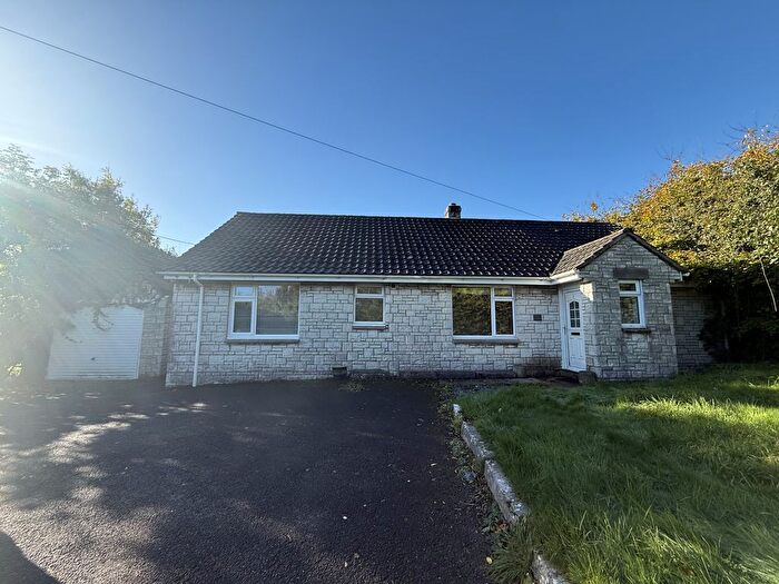 3 Bedroom Detached Bungalow To Rent In Wanchard Lane, Charminster, DT2
