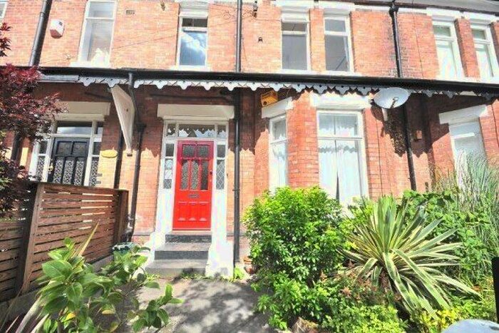 1 Bedroom Flat To Rent In Burton Avenue, Manchester, M20