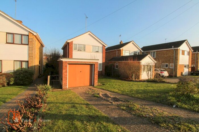 3 Bedroom Detached House To Rent In Upland Drive, Colchester, Essex, CO4