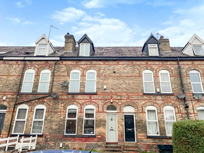 6 Bedroom Terraced House To Rent In Lombard Grove, Fallowfield, M14