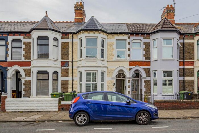 2 Bedroom Flat To Rent In Theobald Road, Canton, Cardiff, CF5