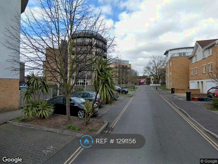 2 Bedroom Flat To Rent In Primrose Place, Isleworth TW7