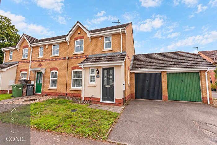 3 Bedroom Terraced House For Sale In Old Warren, Taverham, Norwich, NR8