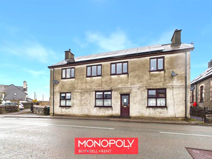 5 Bedroom House For Sale In Cerrigydrudion, Corwen, LL21