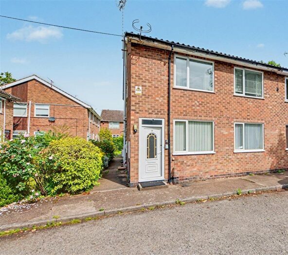 2 Bedroom Maisonette For Sale In Highfield Court, Beeston, NG9