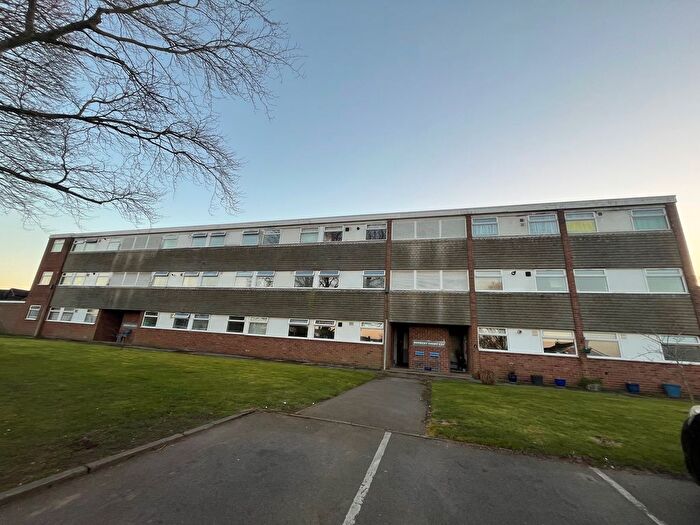 2 Bedroom Property To Rent In Rookery Court, Lichfield, WS13