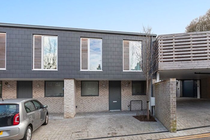 2 Bedroom Mews To Rent In Davey's Lane, Lewes, East Sussex, BN7