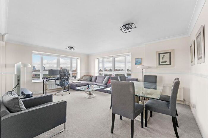 2 Bedroom Apartment For Sale In Tudor Court, Princes Riverside Road, London, SE16