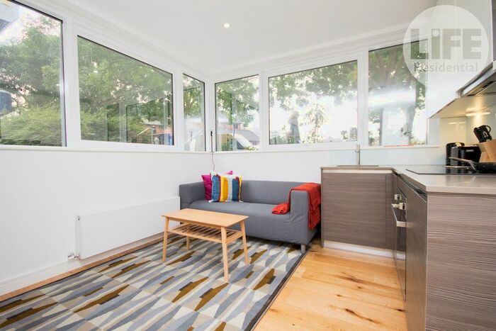 Studio To Rent In Central House, 3 Lampton Road, Hounslow TW3