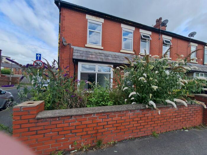 2 Bedroom Flat To Rent In Preston Road, Chorley, PR7