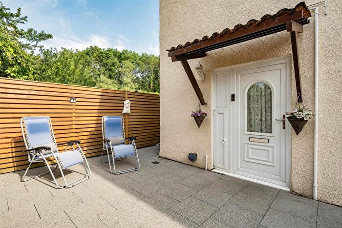 3 Bedroom Semi Detached House For Sale In Sullivan Close, Knowle West, Bristol, BS4